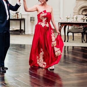 Chinese modern cheongsam red gold phoenix embroidered wedding dress corset back